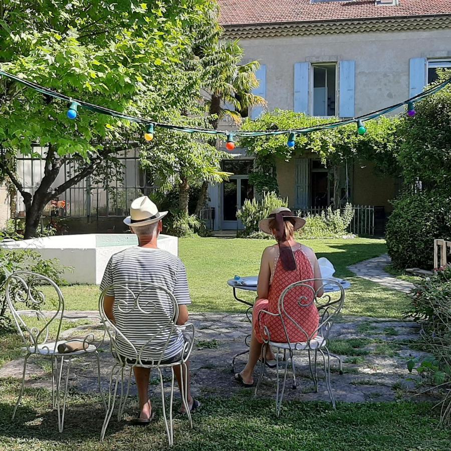 Le Repaire Hotel Montélimar Екстериор снимка