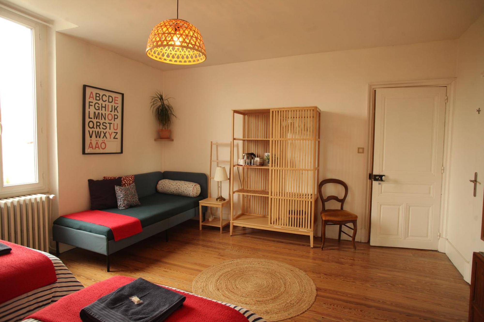 Le Repaire Hotel Montélimar Екстериор снимка